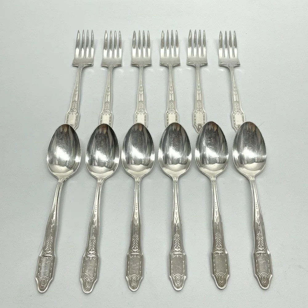 Oneida Adelphi Silverplate Heirloom Plate 1922 Silverware Flatware Set Art Deco